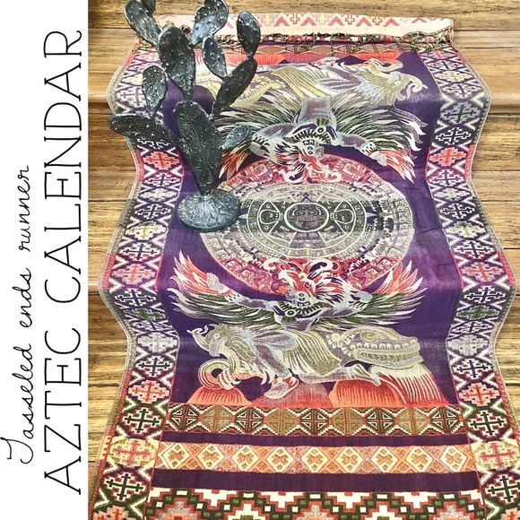 Aztec Calendar Runner with Tasseled Ends - Picture 1 of 7